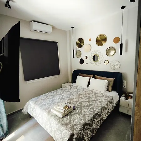 Athena's Corner-garitsa Serenity Apartment *