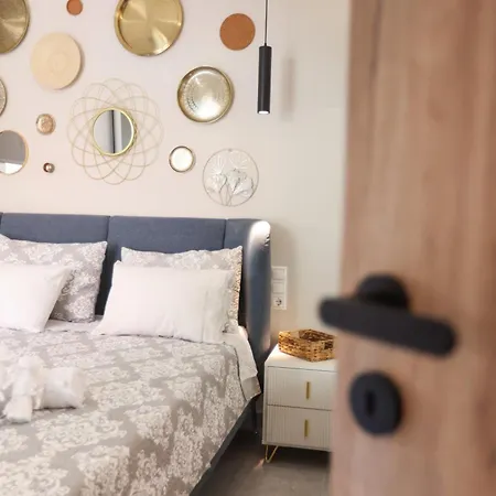 Athena's Corner-garitsa Serenity Appartamento *